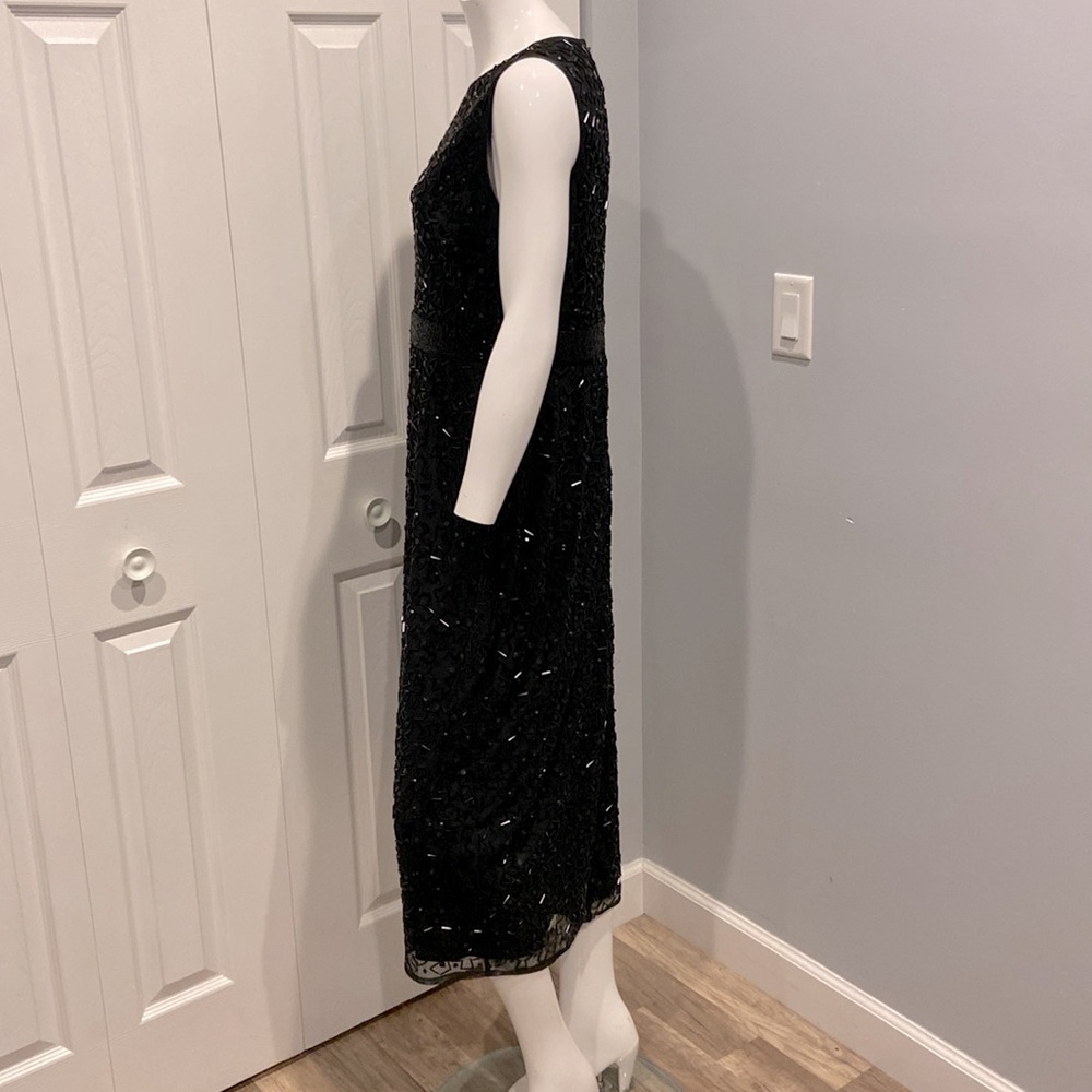 NWOT Mac Duggal geometric beaded cocktail midi - Picture 8 of 14